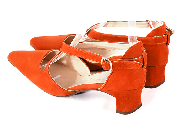 Clementine orange women's open side shoes, with crossed straps. Tapered toe. Low kitten heels. Rear view - Florence KOOIJMAN